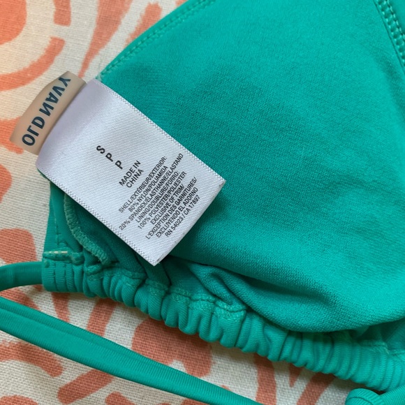 Gorgeous bikini set - Picture 2 of 3